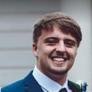 Daniel Bennett author profile picture